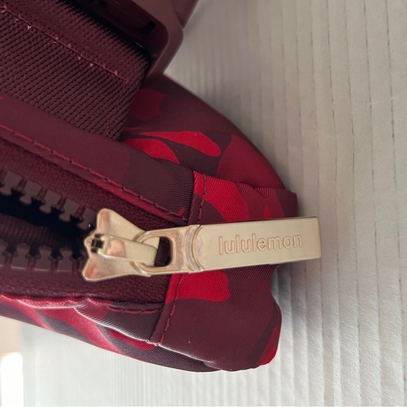 Lululemon Year of The Rabbit Lunar New Year belt bag - Picture 3 of 7